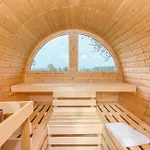 Beautiful In With Sauna *
