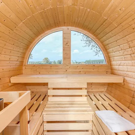 Beautiful In With Sauna *